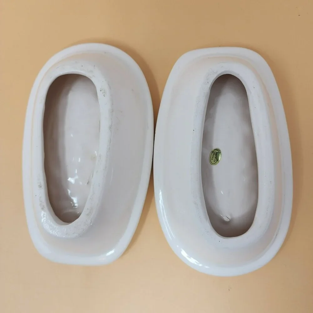 Set Of 2 White Ceramic Floral Soap‎ Dishes With Embossed Design Bathroom Decor